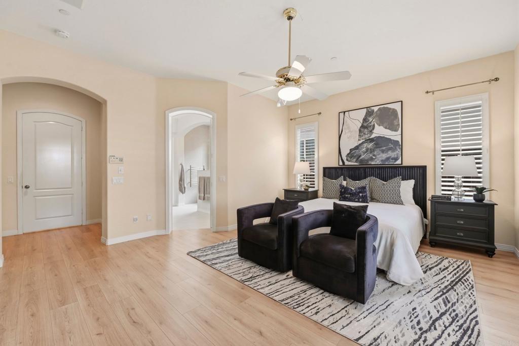 10928 La Alberca Avenue - photo 16