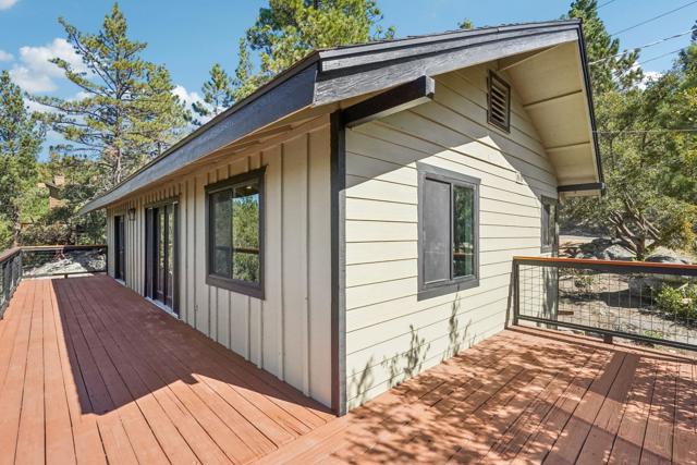 54091 Northridge, Idyllwild CA: https://media.crmls.org/mediaz/f54ef52f-94f4-470b-970f-1c34bbfa983c.jpg