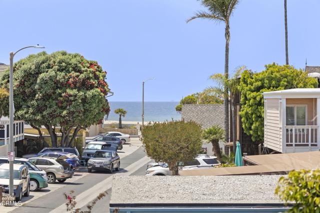 2036 Pierpont Boulevard, Ventura CA: https://media.crmls.org/mediaz/f54f7417-85f2-46c3-8b2f-dcf2cfdda1e8.jpg
