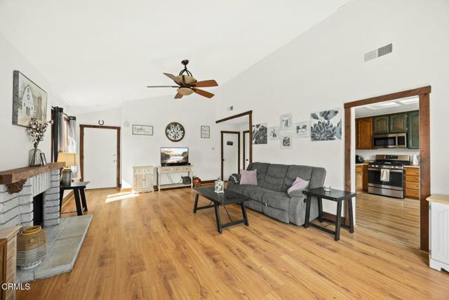 16606 Shinedale Drive, Canyon Country CA: https://media.crmls.org/mediaz/f54fc950-4ba3-4188-9410-50ff68b34084.jpg