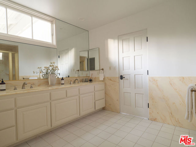 2 Eucalyptus Lane, Rolling Hills, California 90274, 6 Bedrooms Bedrooms, ,4 BathroomsBathrooms,Residential,Sold,Eucalyptus,25623865