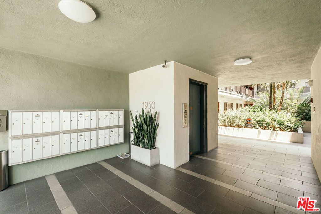 MLS #25566153 image #17