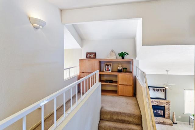 847 Amber Avenue, Clovis CA: https://media.crmls.org/mediaz/f551c94d-d3d8-461c-89d2-3bf32bd15b1d.jpg