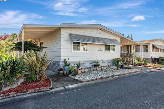 69 De Vaca Way, Hayward, California 94544, 3 Bedrooms Bedrooms, ,2 BathroomsBathrooms,Residential,For Sale,De Vaca Way,41078103