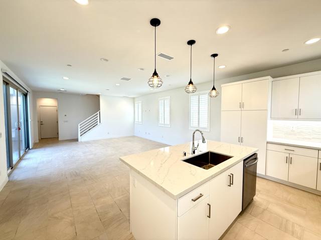 36350 Lasuen Street, Palm Desert CA: https://media.crmls.org/mediaz/f5528216-6027-4757-87a1-ab7126ae2b21.jpg