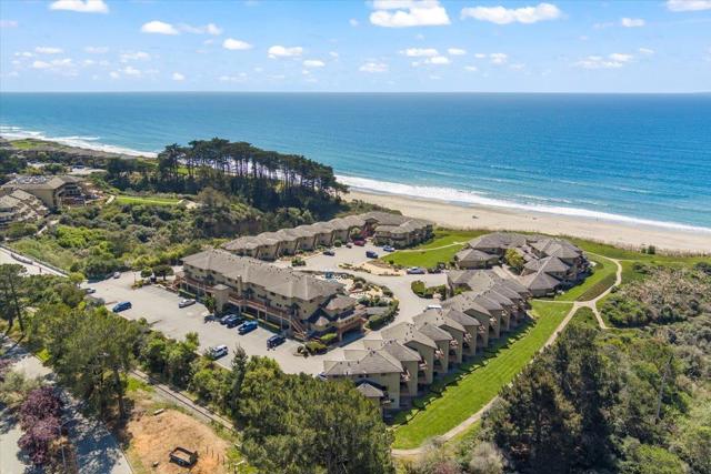 29 Seascape Resort Drive, Aptos CA: https://media.crmls.org/mediaz/f55285fc-2973-49d9-8dc4-58bf46c6909b.jpg