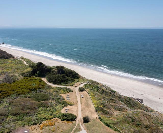 757 The Shore Line, La Selva Beach CA: https://media.crmls.org/mediaz/f5528a84-ea84-45ba-85e8-4816b05cd215.jpg