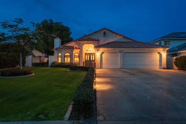 Image 34 of 42 For 68450 Durango Road