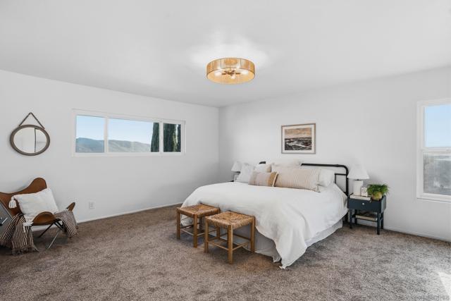 14463 Yukon, San Diego CA: https://media.crmls.org/mediaz/f5542967-2ed4-48e5-b310-1771f85c4bdc.jpg