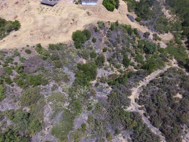28750 Loma Chiquita Road, Los Gatos CA: https://media.crmls.org/mediaz/f55475c4-ec6b-47d5-bd04-bc49791f25c7.jpg