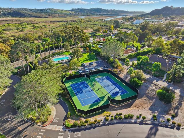 3626 Lorimer Ln, Encinitas CA: https://media.crmls.org/mediaz/f555a6a2-9e3c-438e-acb7-d7603928ee71.jpg