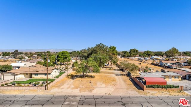 3235 Avenue H10, Lancaster, California 93535, ,Multi-Family,For Sale,Avenue H10,24444965