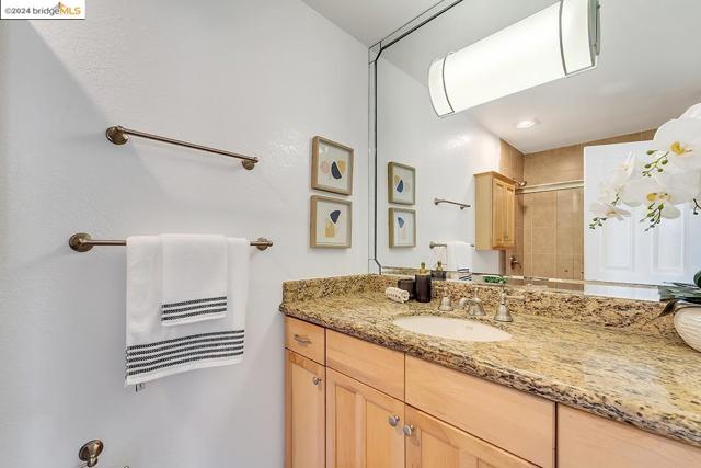 Image 19 of 31 For 77 Fairmount Ave  317