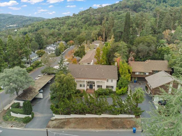 600 Pennsylvania Avenue, Los Gatos CA: https://media.crmls.org/mediaz/f55a273a-b383-4706-8f64-8474a48b7c24.jpg