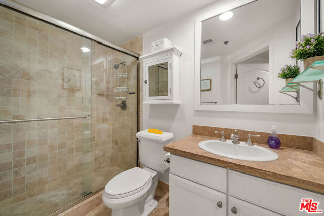 122 N Clark Drive, West Hollywood CA: https://media.crmls.org/mediaz/f55ae604-531a-439c-9454-1a6a8c0c4bc3.jpg