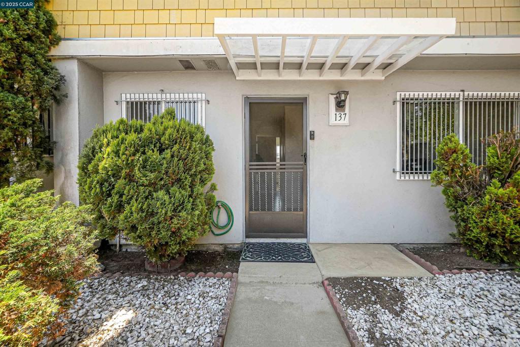 137 Nautilus Ct #82
