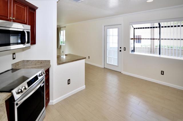 Detail Gallery Image 9 of 49 For 3512 Paseo De Los Americanos #93,  Oceanside,  CA 92056 - 1 Beds | 1 Baths