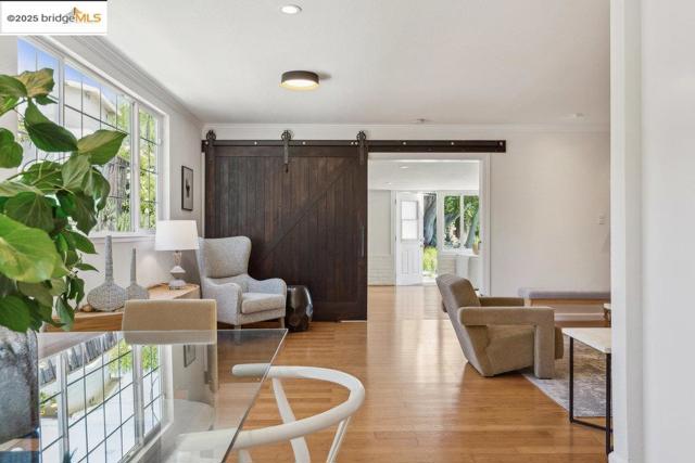 3308 Ahern CT, Richmond CA: https://media.crmls.org/mediaz/f55b9279-072a-4999-a730-2bc1ad0a2d8f.jpg