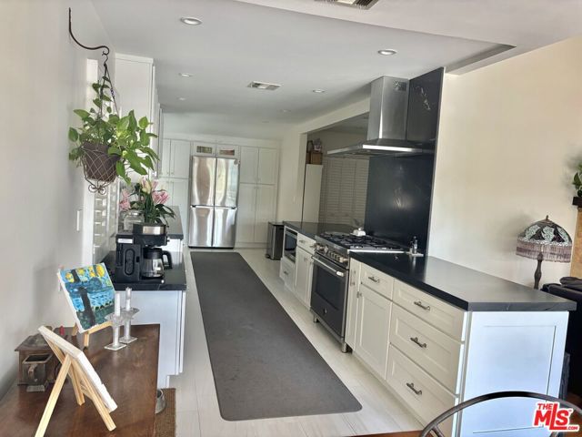 22491 Domingo Road, Woodland Hills CA: https://media.crmls.org/mediaz/f55bfce4-bd56-48bc-abc9-c6edc26b6a7f.jpg