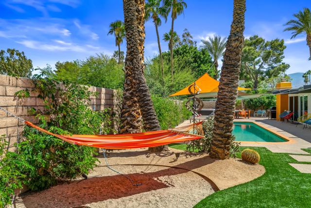 212 N Jill Circle, Palm Springs, CA 92262