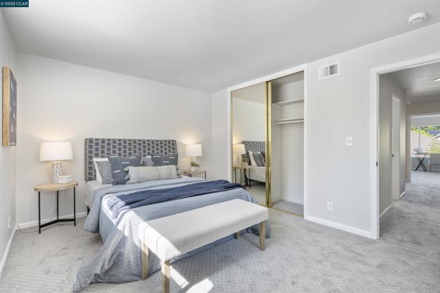 5 Stuart Place, Danville CA: https://media.crmls.org/mediaz/f55d18ec-2dec-48c6-9dda-4e70e72b3d90.jpg