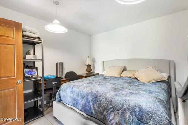 8445 Roseland Avenue, Moorpark CA: https://media.crmls.org/mediaz/f55e6e28-581b-4137-ba38-5610bdd8fa20.jpg