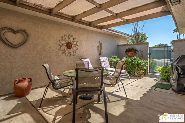 1850 Paseo Pelota, Palm Springs, CA 92262