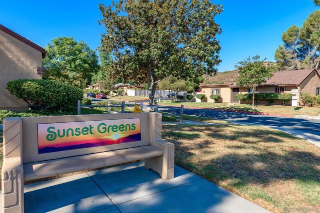 8721 Wahl St, Santee CA: https://media.crmls.org/mediaz/f55f8e44-5b9f-4a78-b67f-ca8fb6864245.jpg