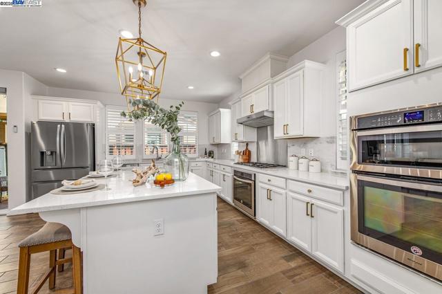 4338 Healdsburg Way, Dublin CA: https://media.crmls.org/mediaz/f55fd593-ba05-4820-bd68-c2aacb61e3db.jpg