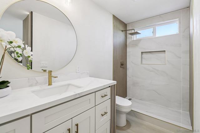 4043 Utah St, San Diego CA: https://media.crmls.org/mediaz/f5612690-9964-4d4e-bf38-d1aeb3895c90.jpg