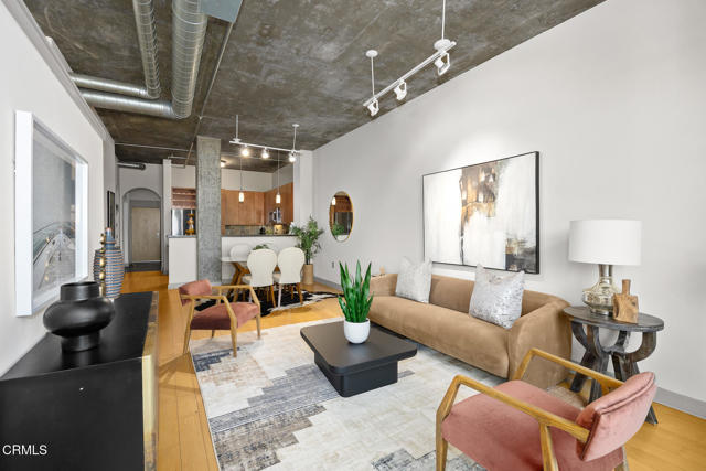 840 E Green Street, Pasadena CA: https://media.crmls.org/mediaz/f566c055-2847-461c-8f51-99ae257480d1.jpg