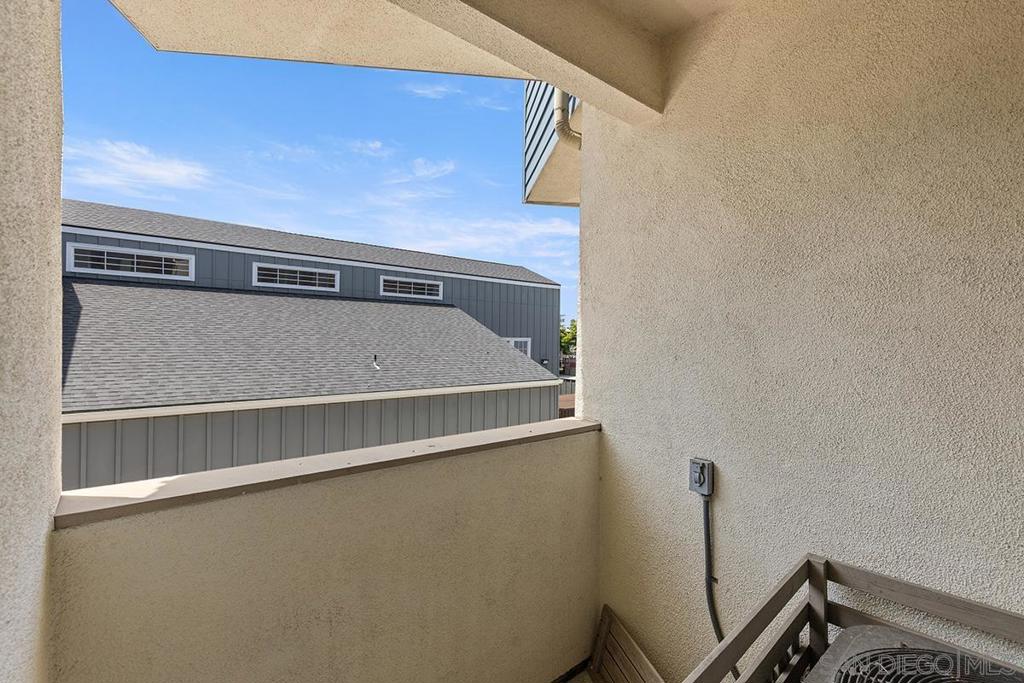 687 Coast Highway 101 - photo 7