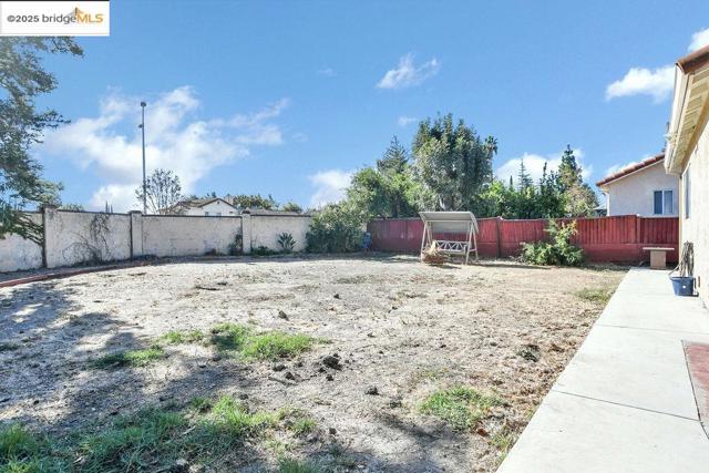 4866 Vinewood Way, Antioch CA: https://media.crmls.org/mediaz/f568b876-738e-413a-8329-07627dca8891.jpg