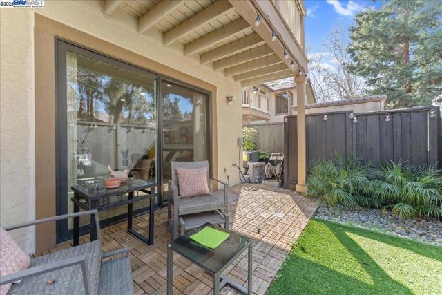 968 Huntington Terrace, Fremont CA: https://media.crmls.org/mediaz/f5692fc2-c7a8-4342-a083-8a29a890db83.jpg