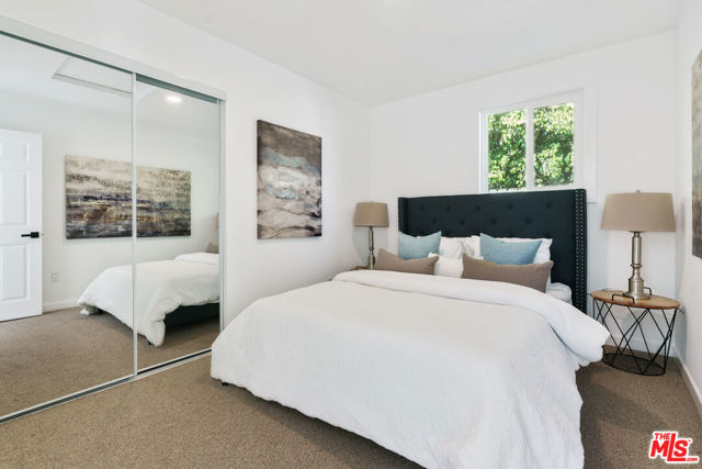 Middle Bedroom -2
