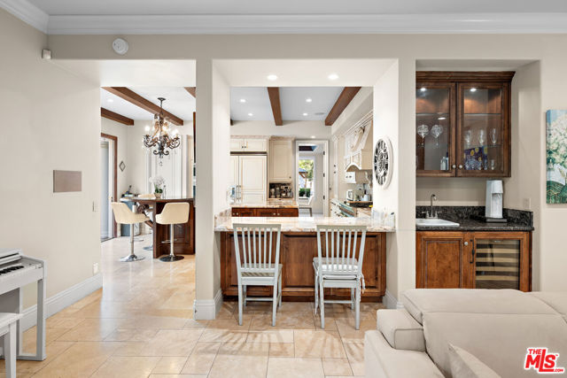 2428 Oak Canyon Place, Escondido CA: https://media.crmls.org/mediaz/f56b39e8-fa7a-4f99-b872-483b6f4d8642.jpg