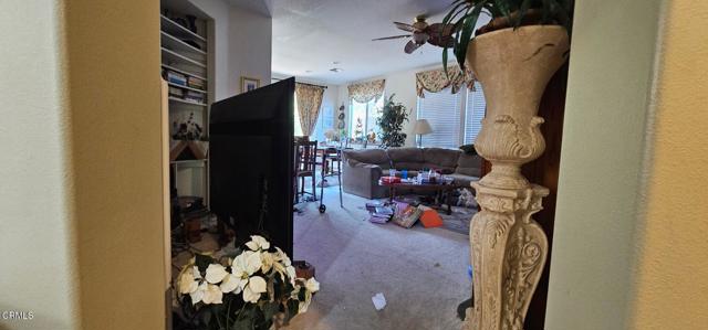 4353 Camino De Las Estrellas, Newbury Park CA: https://media.crmls.org/mediaz/f56c2ab9-7fe0-48b9-a269-a30a53b6ba63.jpg