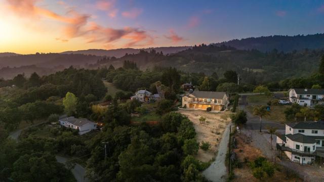 960 Smith Road, Watsonville CA: https://media.crmls.org/mediaz/f56d7b3e-f68d-481c-9e34-b4ce742c23a1.jpg