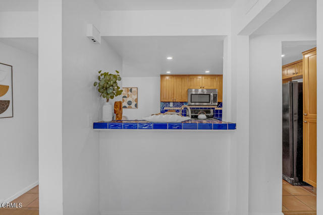 Detail Gallery Image 7 of 27 For 601 E California Bld #306,  Pasadena,  CA 91106 - 2 Beds | 2 Baths