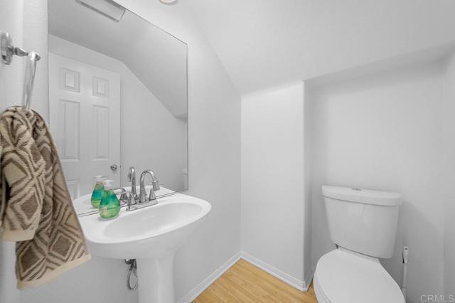 Detail Gallery Image 15 of 37 For 1279 Fools Gold Way, Chula Vista,  CA 91913 - 3 Beds | 2/1 Baths