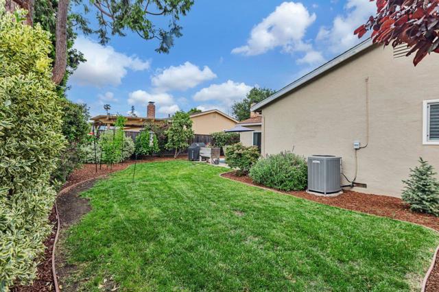 758 Pearlwood Way, San Jose CA: https://media.crmls.org/mediaz/f56f2374-1aad-40dd-b190-065447d907c6.jpg