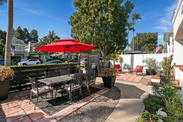 Detail Gallery Image 9 of 34 For 853 C Ave, Coronado,  CA 92118 - 4 Beds | 2 Baths