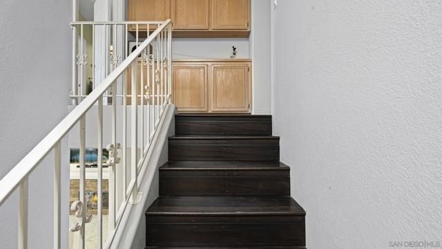 24249 Sargeant Rd, Ramona CA: https://media.crmls.org/mediaz/f56f7838-1771-489b-b4e4-81882a1d966e.jpg