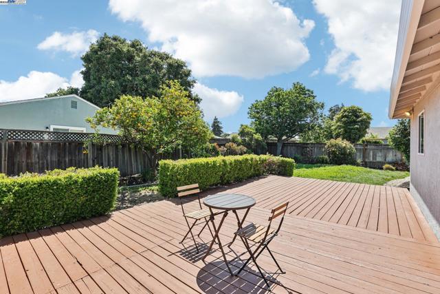 36302 Frobisher Dr, Fremont CA: https://media.crmls.org/mediaz/f5701b8c-5177-4ec4-8b10-20d2b66fa4c3.jpg