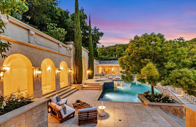 15681 Kennedy Road, Los Gatos CA: https://media.crmls.org/mediaz/f572084f-0648-45ff-bd2c-8464e9899b6d.jpg