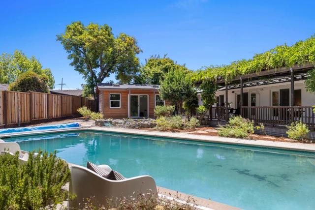 934 Hickory Way, Fremont CA: https://media.crmls.org/mediaz/f5726ddc-4cbd-45b1-b758-a578c339db35.jpg