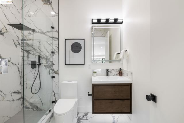 7270 Woodrow Dr, Oakland CA: https://media.crmls.org/mediaz/f57272dc-d04a-4032-bc7f-ec006d793883.jpg