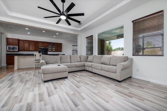 40828 Paganini Drive, Indio CA: https://media.crmls.org/mediaz/f572c93d-1ddc-45ab-8592-ef26d879beaf.jpg