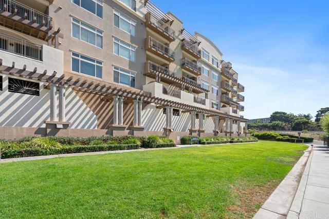 Image 42 of 62 For 1019 Costa Pacifica Way 1209
