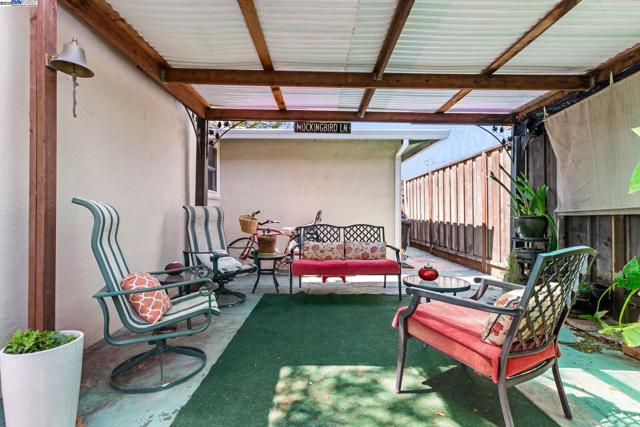 6364 Noel Ave, Newark CA: https://media.crmls.org/mediaz/f572f21b-396b-4118-9e7f-749113beb12e.jpg